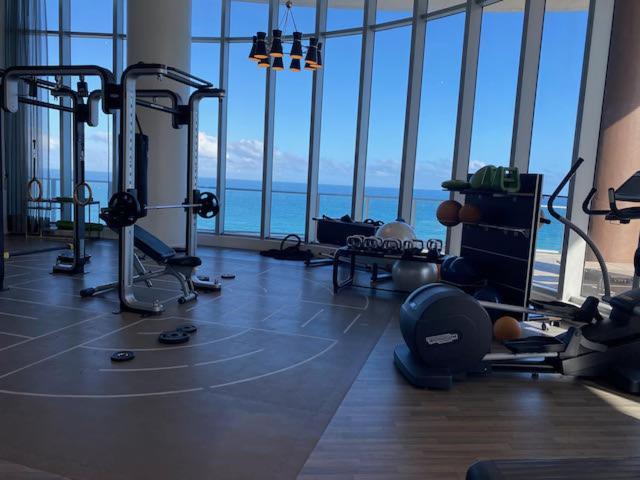 Stay At The Top With Amazing Views By Rent4Us Hollywood Buitenkant foto
