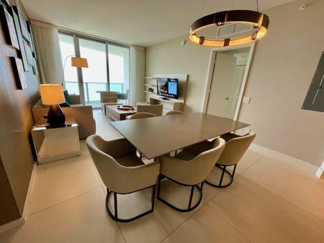 Stay At The Top With Amazing Views By Rent4Us Hollywood Buitenkant foto