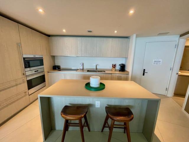 Stay At The Top With Amazing Views By Rent4Us Hollywood Buitenkant foto